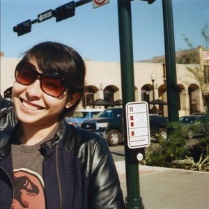 Meet your Posher, Emma